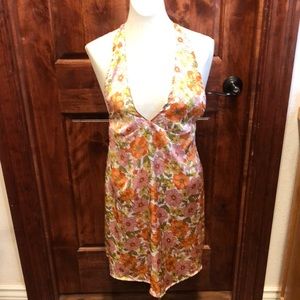 NWT Marilyn Monroe style halter summer dress.